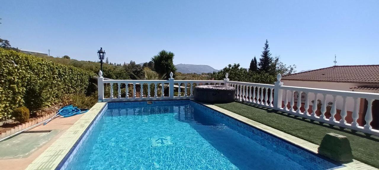 Santakiela Villa *